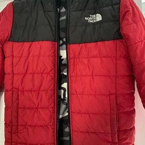 The north face boys jacket M(10/12)